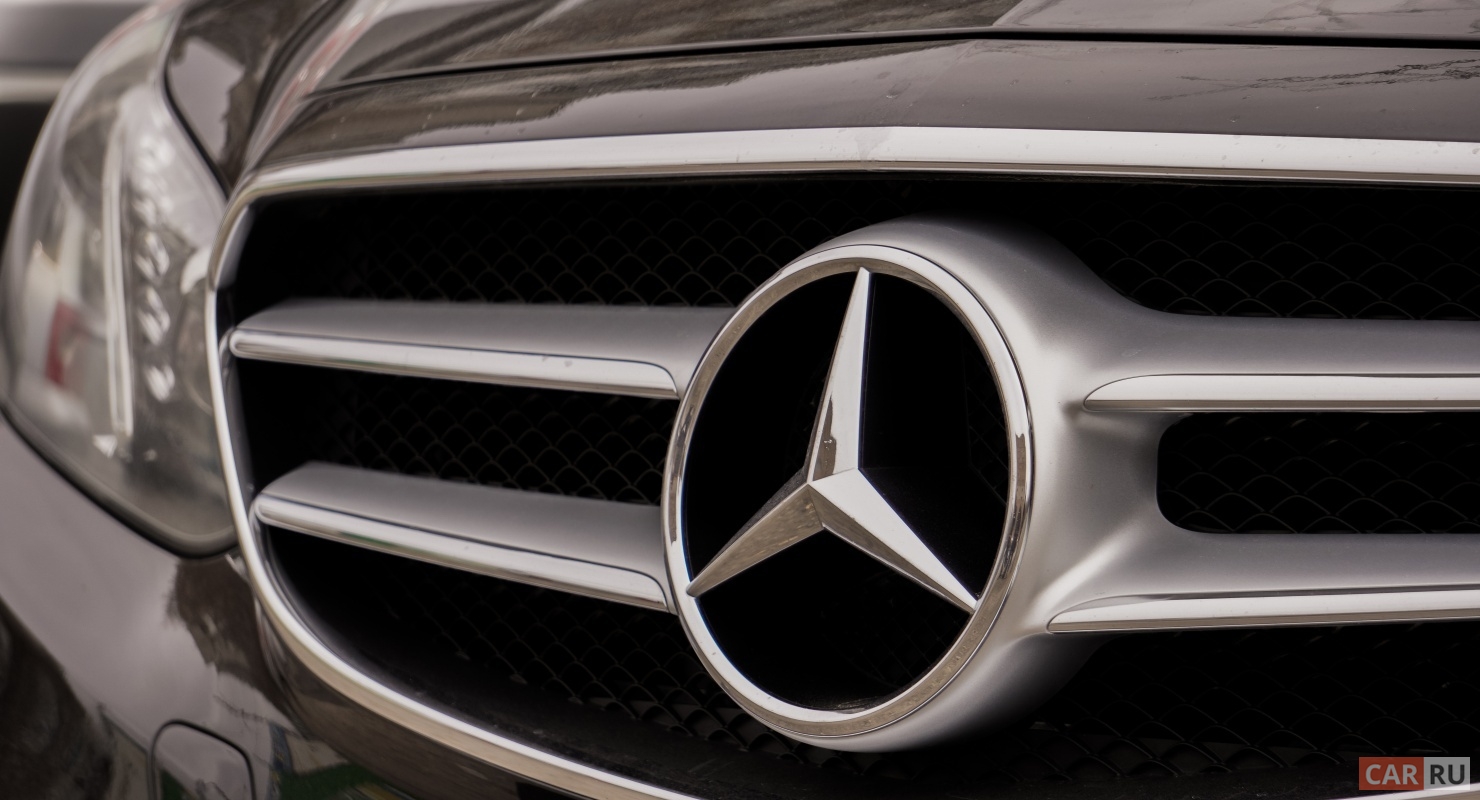 Показаны первые рендерные изображения компактного Mercedes-Benz G-Class 2026 Автомобили