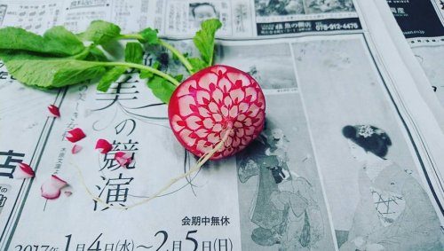 Удивительный карвинг от японского мастера узоры, вдохновляется, красивые, цветочными, другими, узорами, которыми, богато, японское, искусство, зависимости, художник, определённо, мастерски, владеет, инструментами, вырезания, овощей, фруктов, фотографии