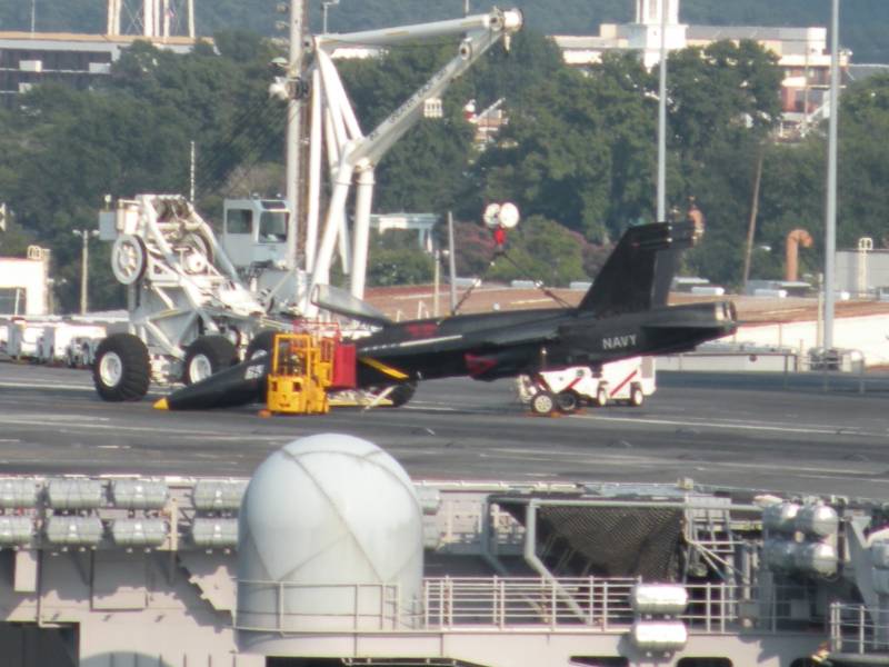 Военно-морская база Норфолк – проплывая мимо вмф