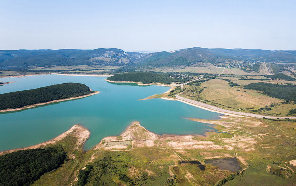 Темп наполнения Чернореченского водохранилища превышает расход воды