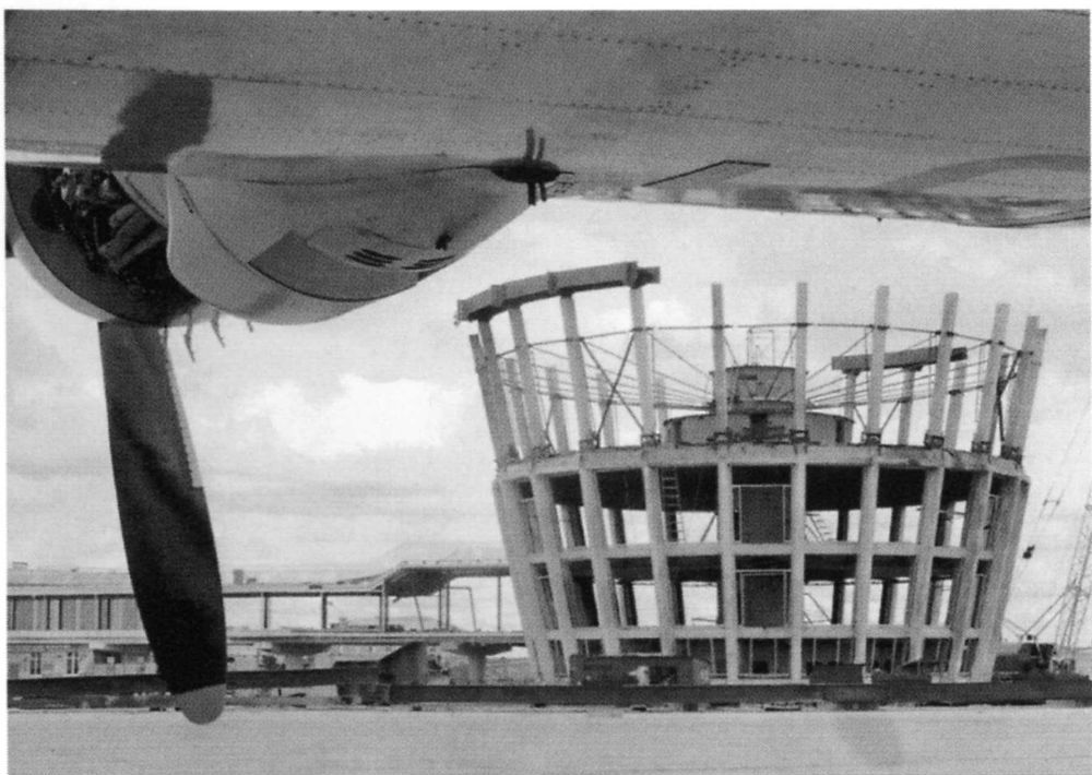 Аэропорт Шереметьево в самом начале Аэропорт Шереметьево в самом начале