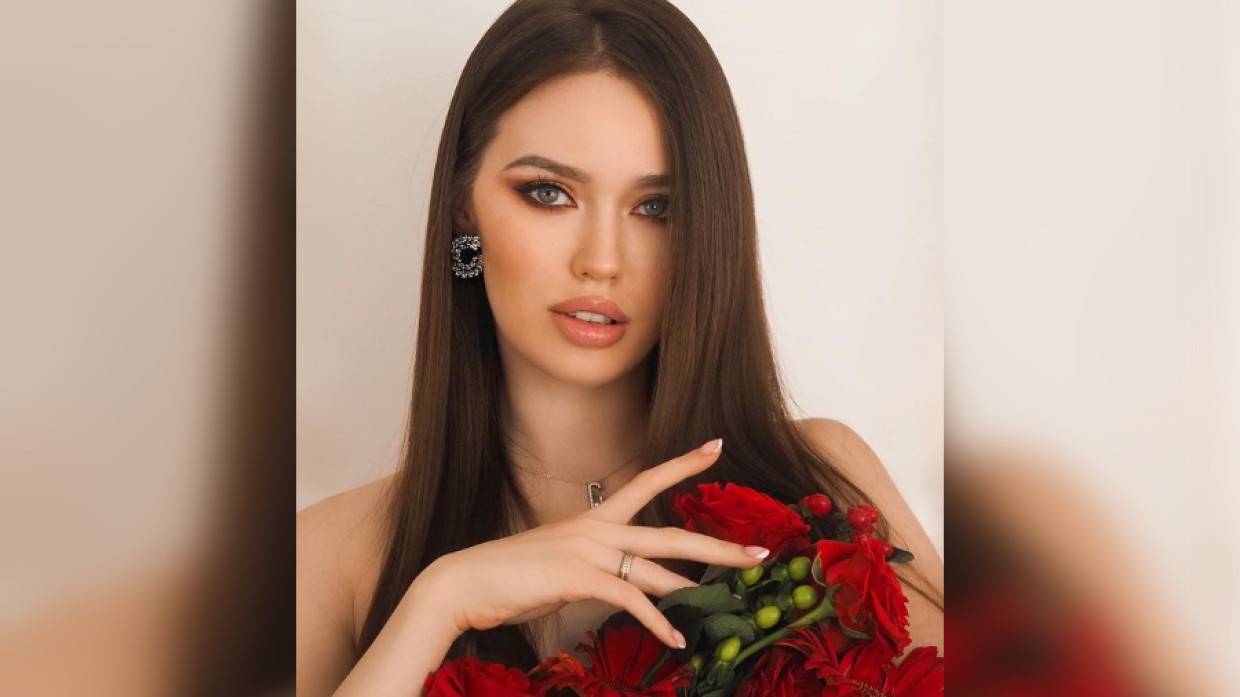 Беременная Костенко намекнула на одиночество в браке с Тарасовым