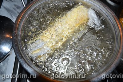 Фотографии рецепта Сырный рулет с творогом и красной рыбы , 03 Сырный рулет с творогом и красной рыбы , Шаг 03