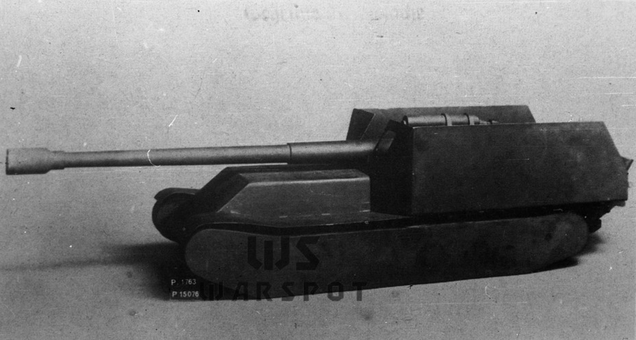 ​Модель 17 cm K Sfl., начало июля 1942 года. Именно этот макет показывали Гитлеру - Сверчок-переросток | Warspot.ru