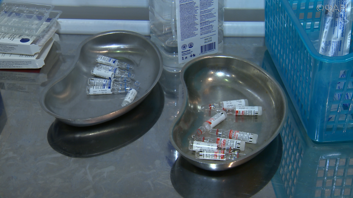 Пункты вакцинации в торговых центрах Владивостока набирают популярность: репортаж ФАН Пункты вакцинации в торговых центрах Владивостока набирают популярность: репортаж ФАН Общество