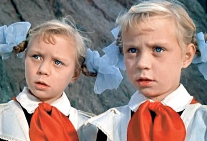 Как две капли: Самые известные близнецы в российском кино загадочность,знаменитости,интересное,очарование,фотографии