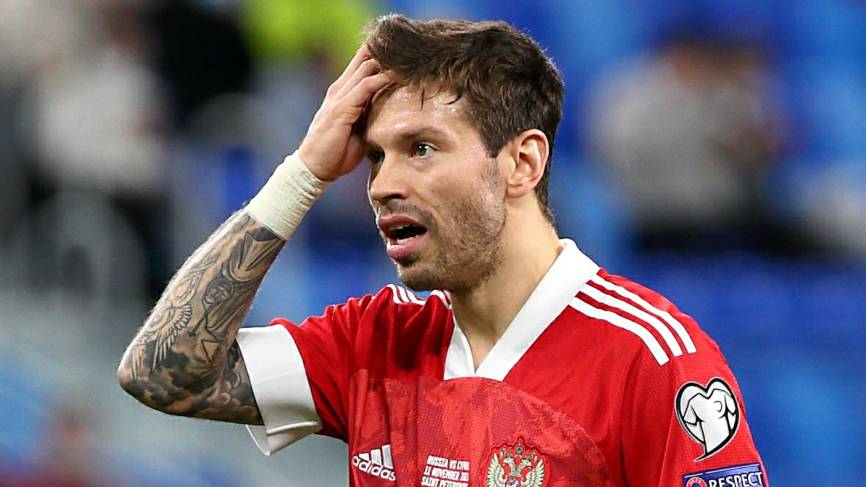 «Не тот путь»: футбольный аналитик отреагировал на возможный переход Смолова в «Динамо» «Не тот путь»: футбольный аналитик отреагировал на возможный переход Смолова в «Динамо» Спорт