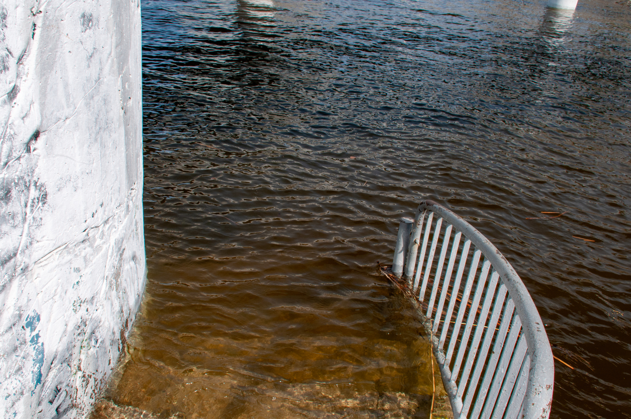 Наводнение в самаре сегодня. Затопленная набережная в Самаре 2024. Самара набережная половодье. Киевская ГЭС затопление. Набережная в Самаре 2023.