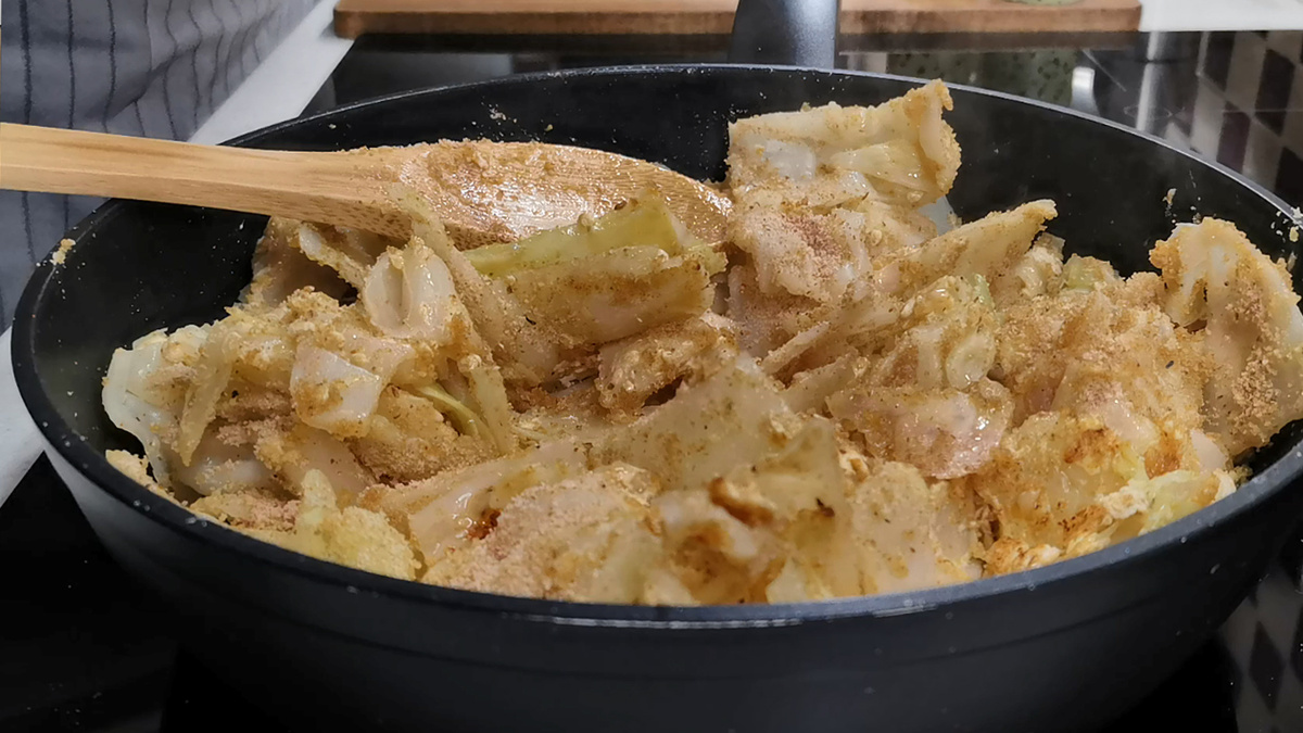 Никогда раньше не ела такой вкусной капусты. Готовлю уже третий раз за неделю и хочется еще. Гениальный рецепт и самое главное простой Никогда раньше не ела такой вкусной капусты. Готовлю уже третий раз за неделю и хочется еще. Гениальный рецепт и самое главное простой капусту, капуста, чтобы, можно, совсем, жарим, немного, такая, слегка, кастрюлю, ингредиент, масла, довольно, сухари, Поскольку, теперь, стать, сильный, добавляем, Огонь