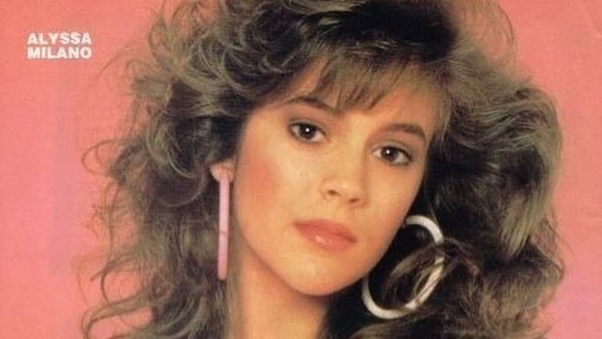 Полиция задержала звезду «Зачарованных» Милано во время протеста у Белого дома