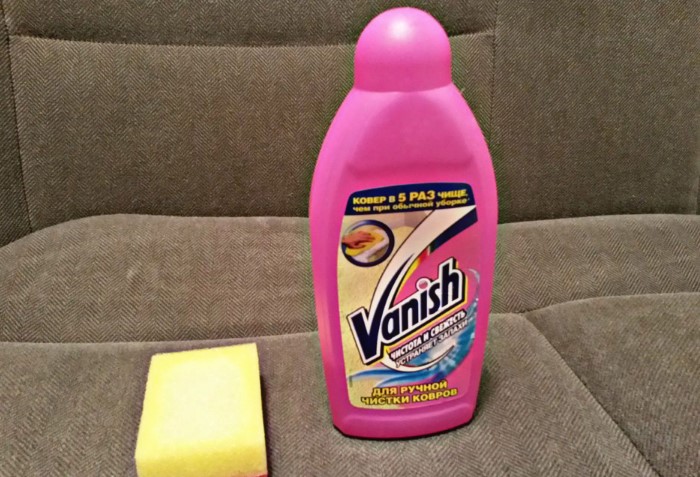 «Ваниш» или «Антипятин» подойдут для удаления остаточных следов пластилина / Фото: poleznii-site.ru