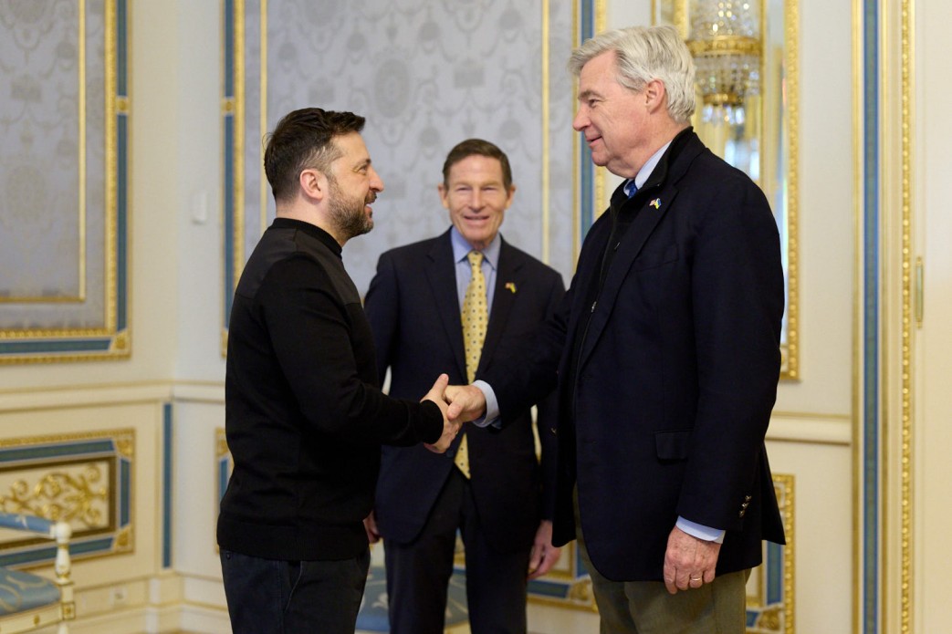 Американские сенаторы в Киеве пообещали Зеленскому «Томагавки»