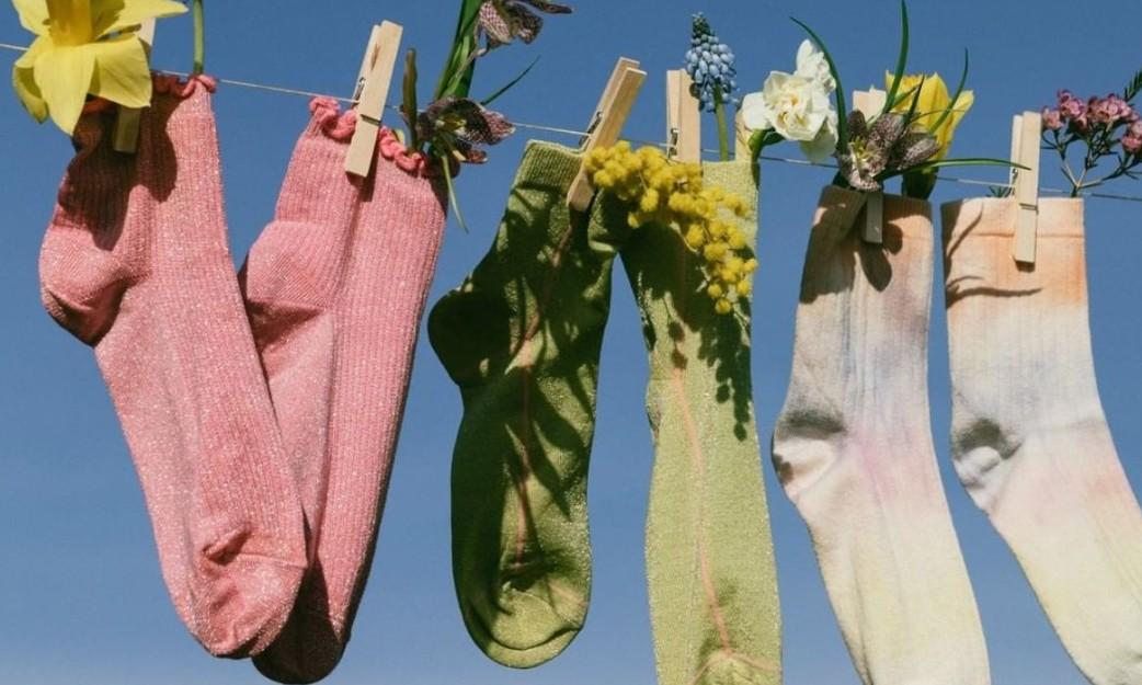 Следы от носков на ногах: опасный симптом или норма