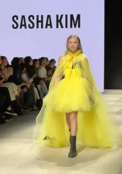 Звёздные наследники: дети Бондарчука, Дайнеко и других знаменитостей вышли на подиум