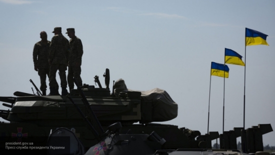 Украинский офицер на вечернике потерял флешку с секретными данными подразделения ВСУ 