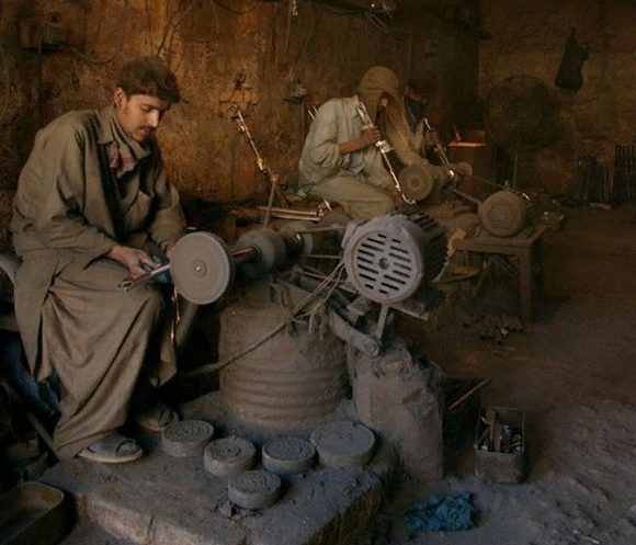 Современные афганские мастерские