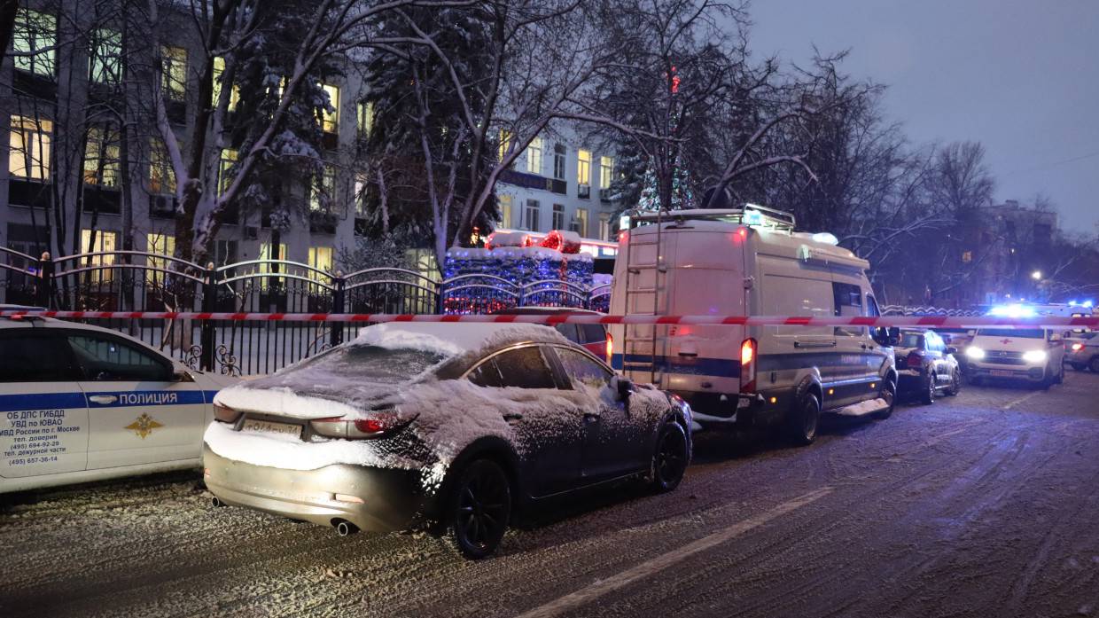 Десятки патронов и пистолет изъяли после стрельбы в московском МФЦ