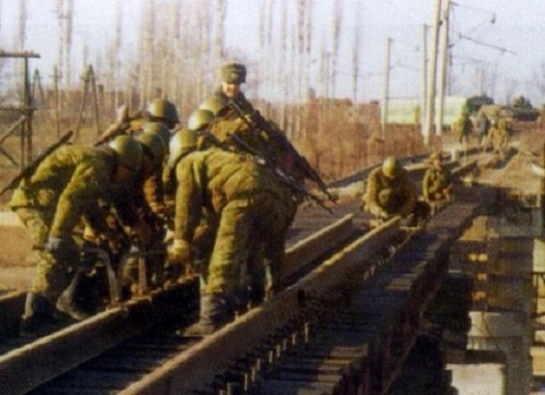 Россия ускорила строительство железной дороги в обход Украины