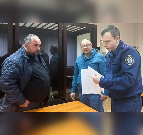 Суд отправил директора ЧОПа ижевской школы под домашний арест