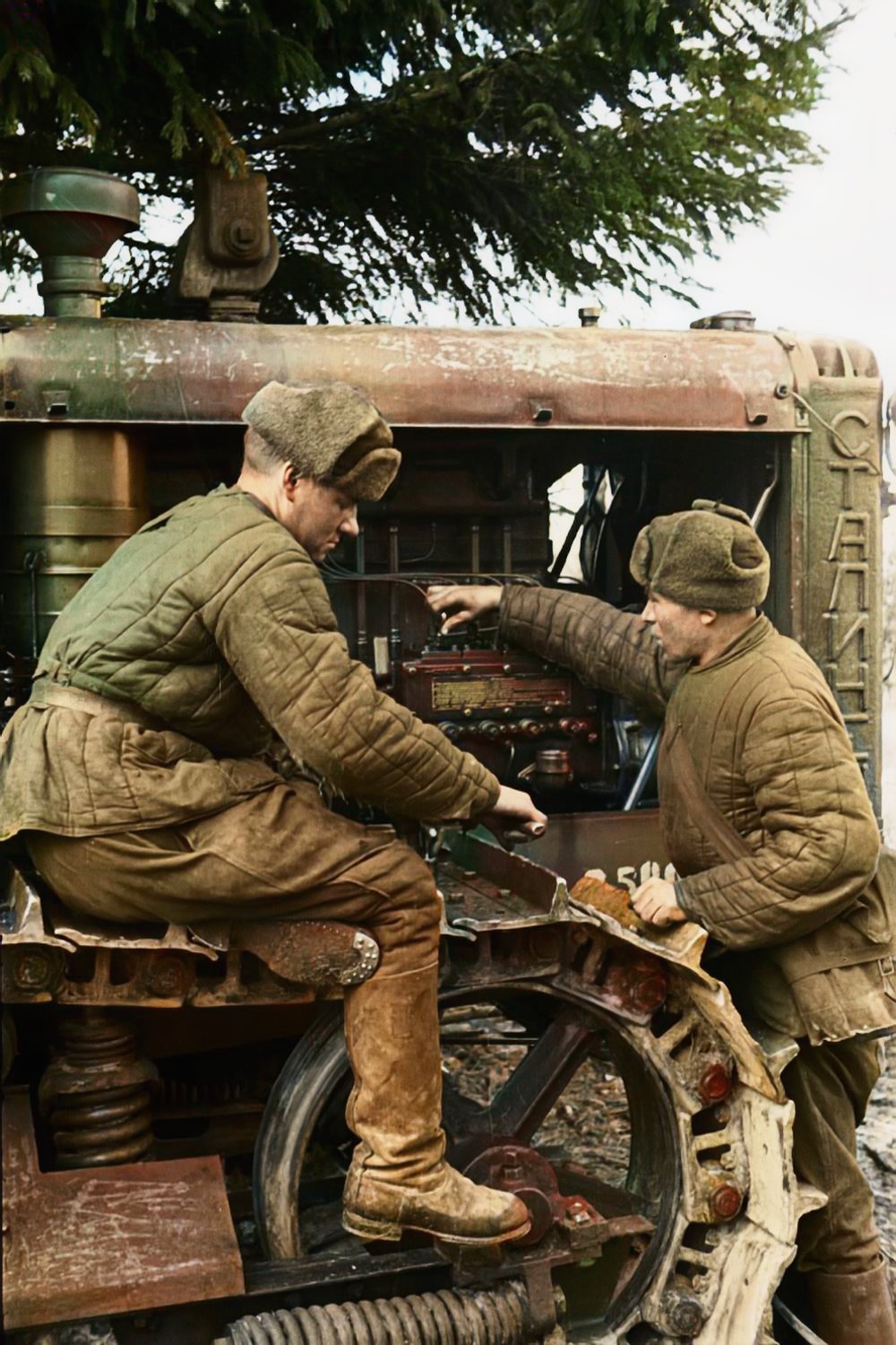 Люди фронта или герои Великой Отечественной войны. Исторические фотографии в цвете. история