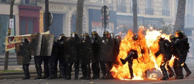 Демократические разборки во Франции: выбираем, зажигаем?