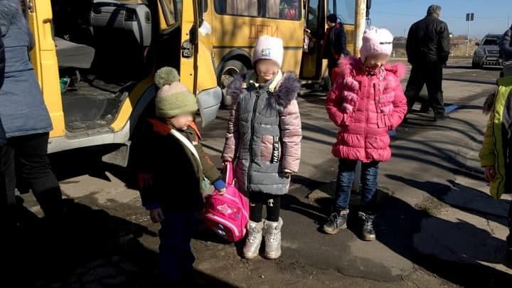 Начнут бомбить – никого не пожалеют: Как Россия принимает беженцев из Донбасса