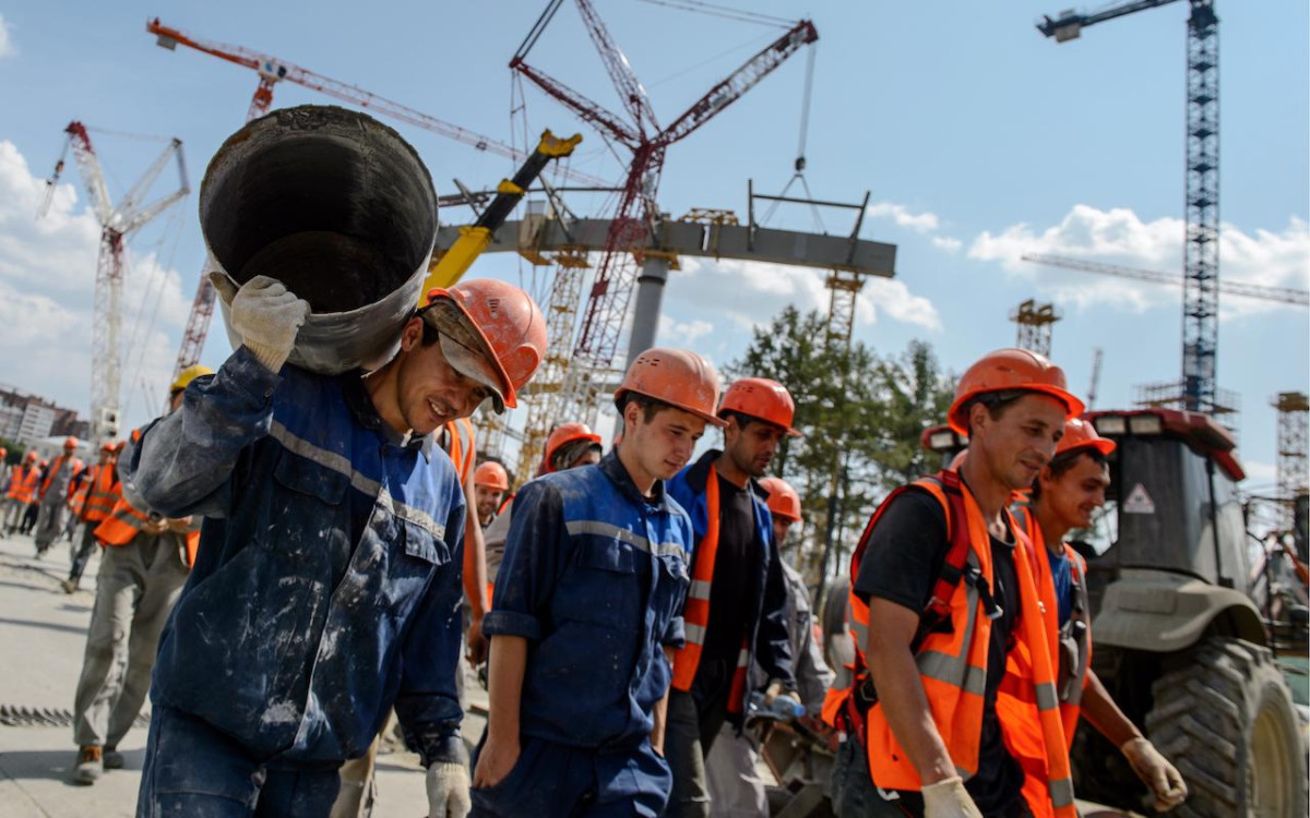 Эпоха всепрощения закончилась: как Россия меняет правила игры для мигрантов