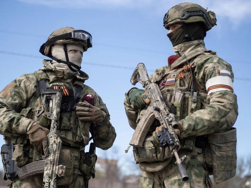 Для кого сделан новый АК-12М1 оружие