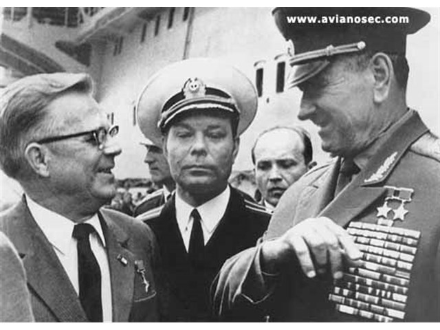 Мощь и трагедия Родины: как авианосный флот СССР маскировали не только от врагов, но и от руководства СССР - 1 часть Мощь и трагедия Родины: как авианосный флот СССР маскировали не только от врагов, но и от руководства СССР - 1 часть вмф,история