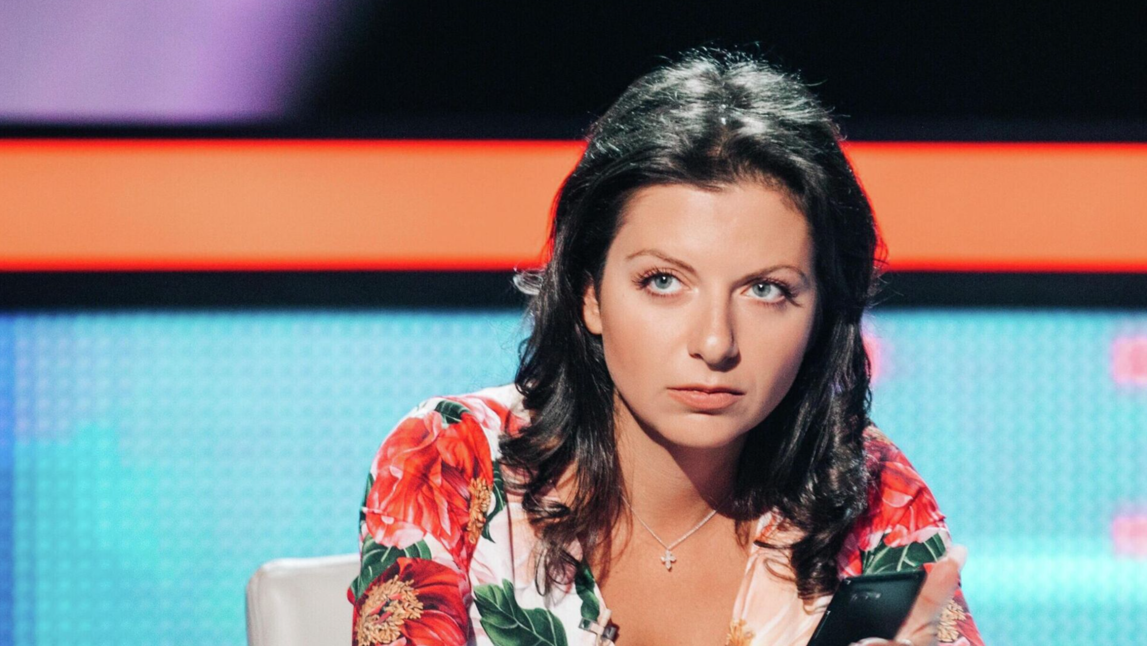 Хранит прах мужа в спальне и скрывает от детей свой диагноз: больная раком Маргарита Симоньян рассказала, как живет после смерти Тиграна Кеосаяна Симоньян, Маргарита, Кеосаян, поделилась, Однако, режиссера, также, жизни, журналистка, эфире, Тигран, «Секрет, миллион», рассказала, когда, словам, врачи, Кеосаяна, смерти, Тиграна