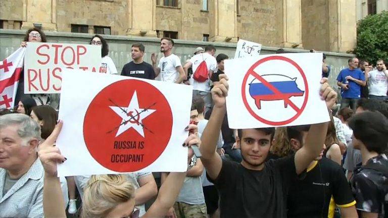 Грузинский национализм. И повторится всё, как встарь Грузинский национализм. И повторится всё, как встарь геополитика