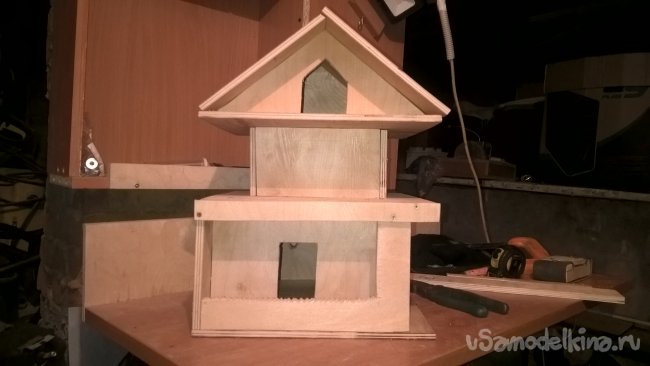 Двухэтажный скворечник в стиле люкс Двухэтажный скворечник в стиле люкс кормушка своими руками