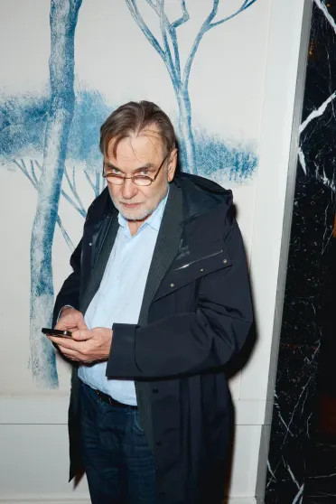 Юра Борисов с женой, Евгений Цыганов и Юлия Снигирь, Аглая Тарасова и Саша Бортич на премьере фильма 