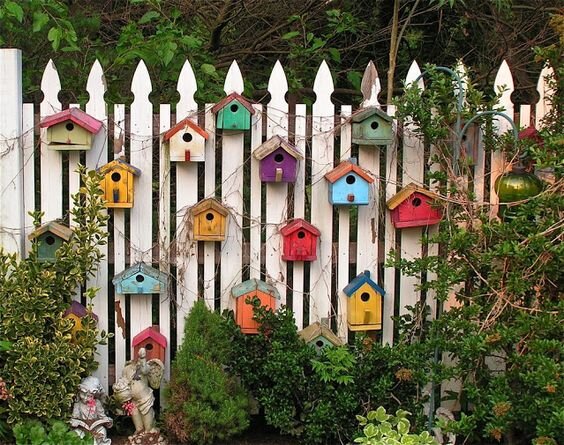 У творческих людей и дачный забор получается необычным. 20 фото-идей причудливых садовых оград забор, можно, только, цвета, просто, конечно, сделать, разные, необычно, давно, дверей, работал, скорее, всего, любитель, разных, оградой, потом, много, случае