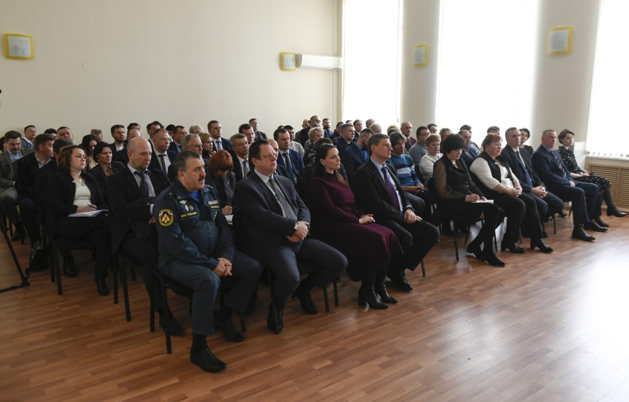 Игорь Руденя обсудил обсудил с депутатами и главами поселений развитие Кимр и Кимрского района