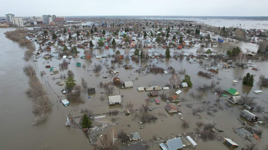 Губернатор Тюменской области сообщил о снижении уровня разлившейся реки Ишим