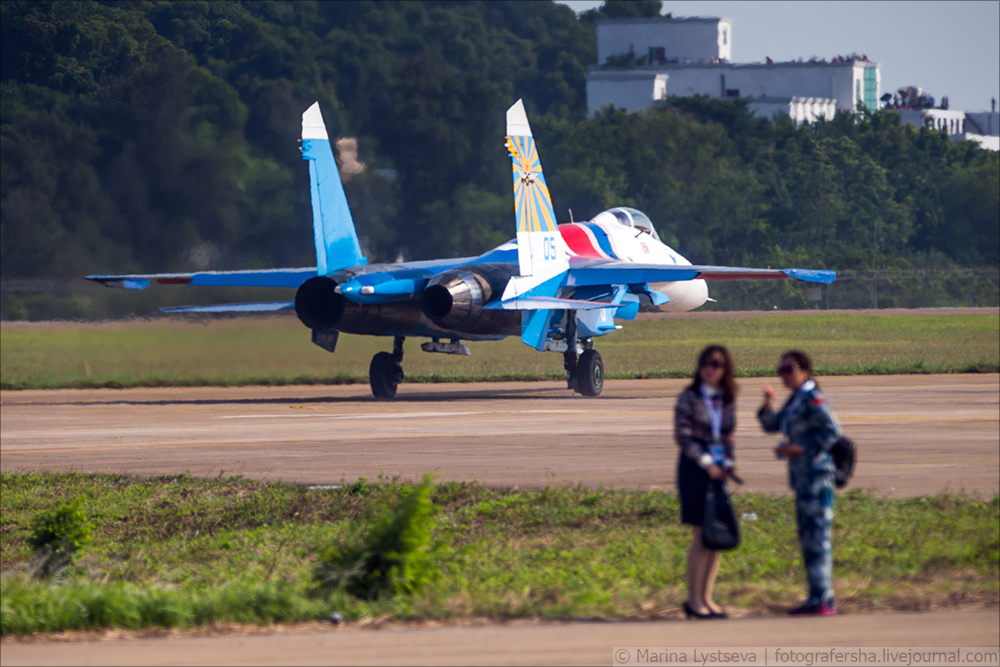 Русские витязи и Стрижи на China Airshow 2016