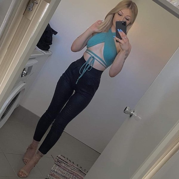 Девушки с красивыми и длинными ногами  картинки,позитив