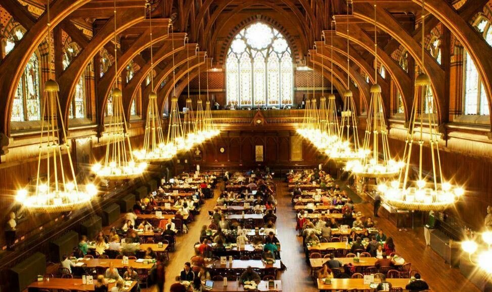 Библиотека Гарвардского университета, США