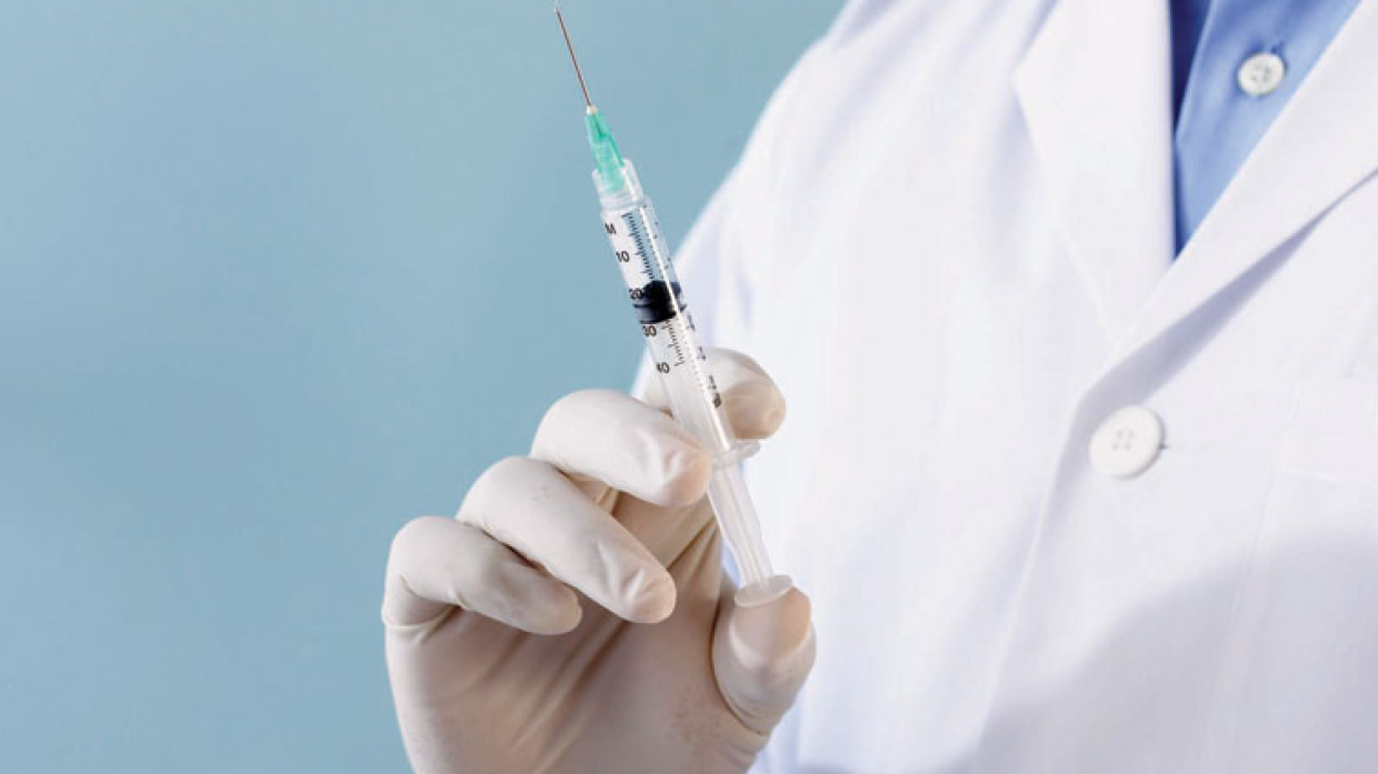 Доктор Мясников ответил на популярные вопросы о вакцинации от коронавируса