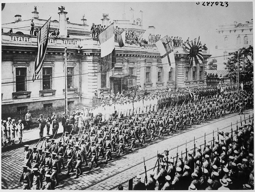 Парад интервентов во Владивостоке, 1918 год.