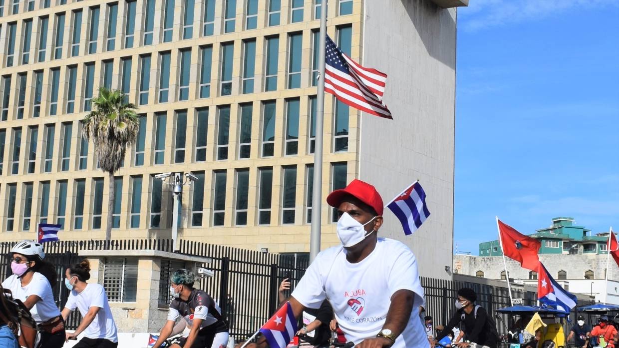 США возобновят консульскую работу на Кубе 