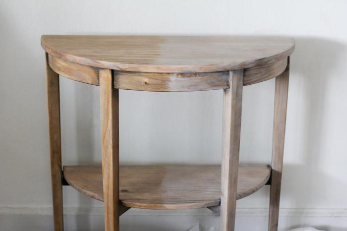 Мы сделали ремонт, и черный столик больше не вписывался в наш интерьер мастерство,новая жизнь старых вешей,рукоделие,самоделки,своими руками,сделай сам,творчество,умелые руки