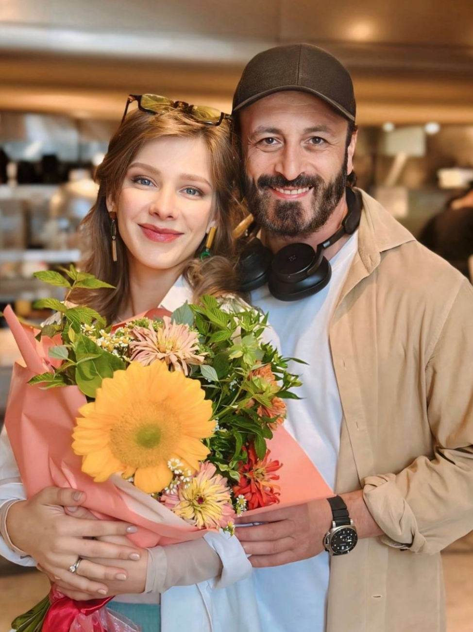 Семейный праздник: Лиза Арзамасова отметила день рождения с пасынком Мартином