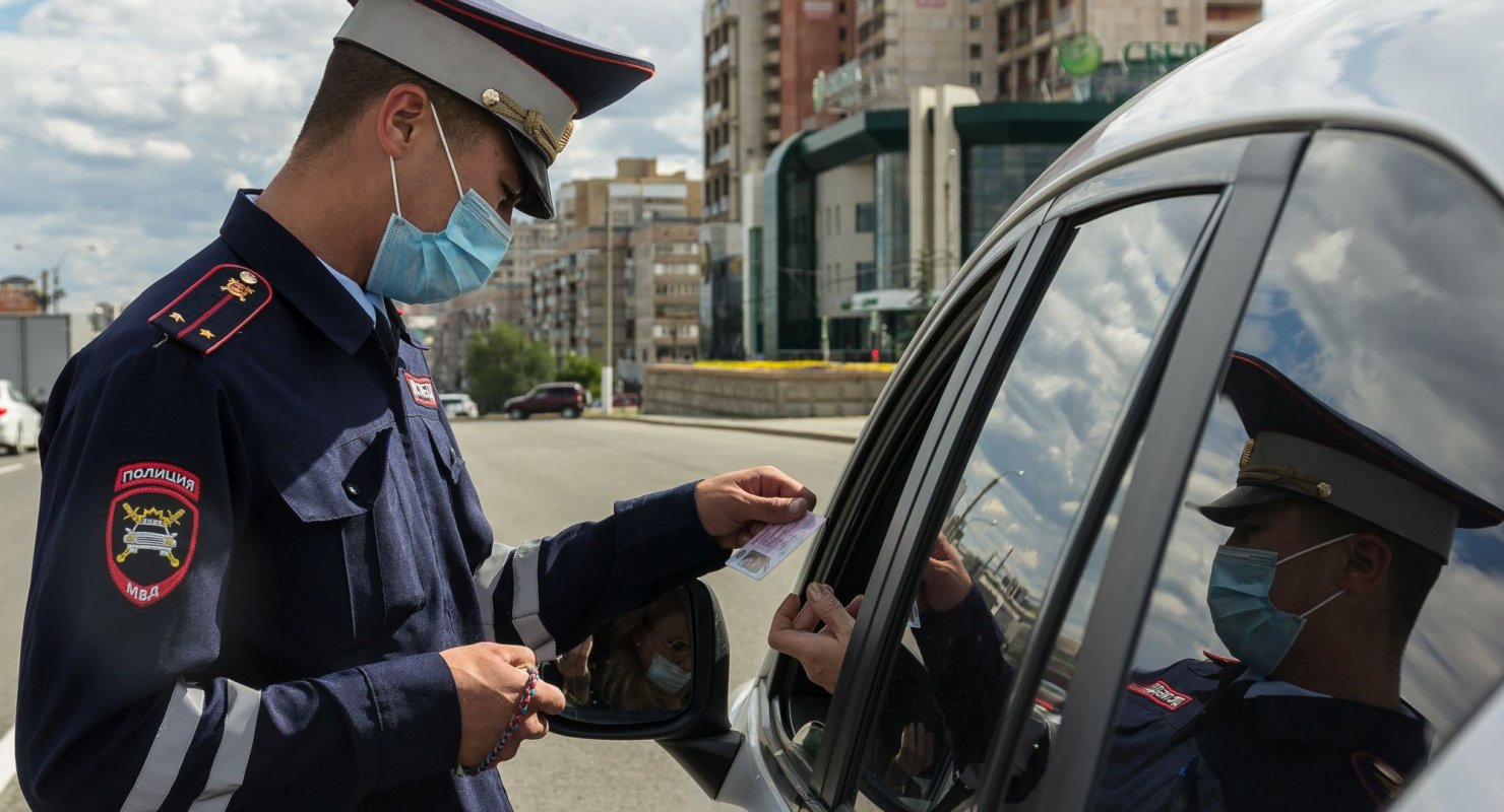 “Не спорь с ним. Оформляй по 19.3”. Что за статья и почему сотрудники ДПС пугают ею?