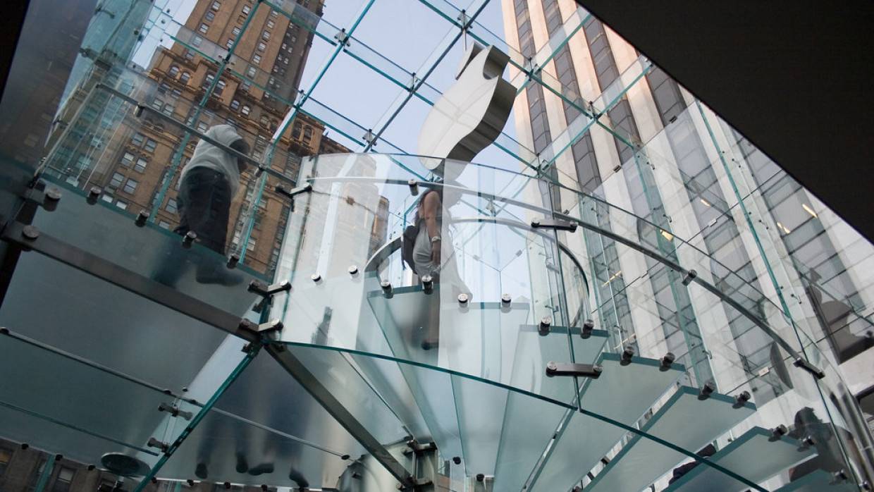 Капитализация Apple достигла рекордных 3 трлн долларов