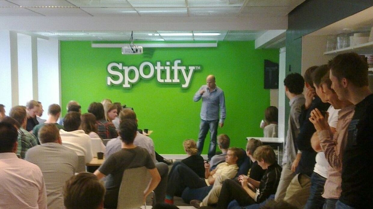 Определена дата начала работы Spotify в России