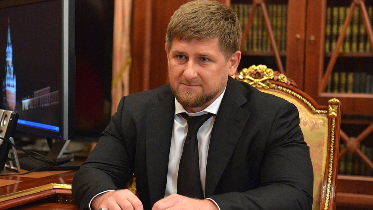 Кадыров заявил, что Чечней должен руководить только мужчина Политика