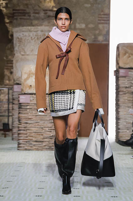 Неделя моды в Париже: Ума Турман, Азия Ардженто, Джиджи Хадид и другие на показе Lanvin осень-зима 2019/2020 Новости моды