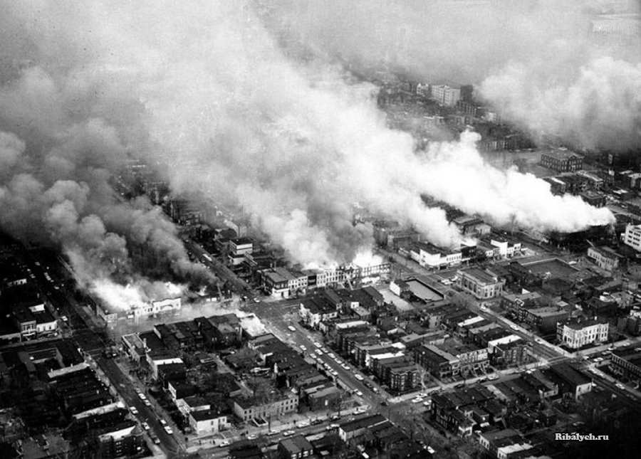 Старые фотографии, осколки истории